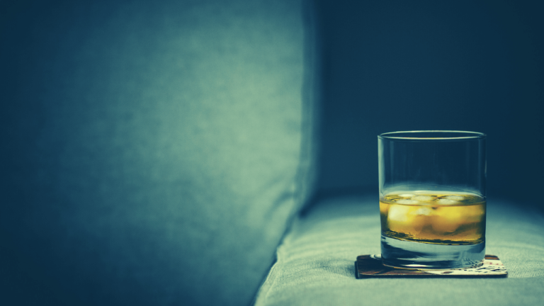 Flashback Caraibe : L’alcoolisme, cette maladie réelle, terrible, mais sous-estimée