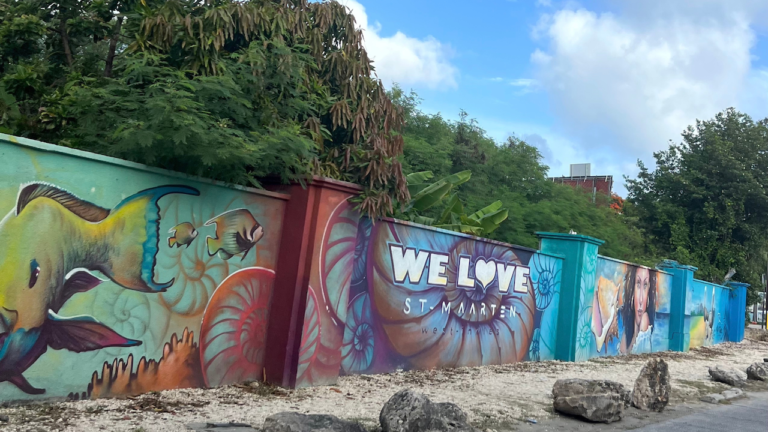 Street art à Sint Maarten : 5 oeuvres qui ont retenu mon attention
